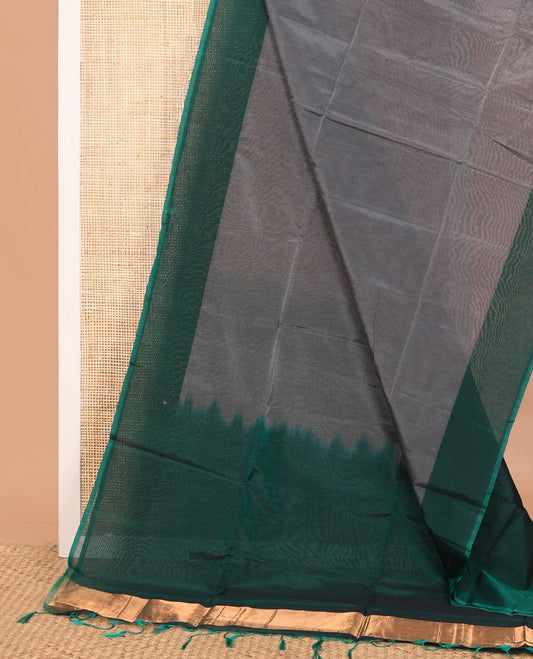 Grey plain semi-silk cotton saree, contrast plain border, and pallu