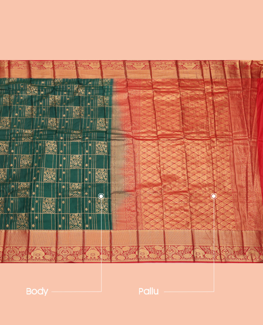 Green Budget Silk Saree, Woven with Jacquard Design, Complemented by a Contrast Traditional Zari Border, Jaal Pallu, and a Contrast Blouse