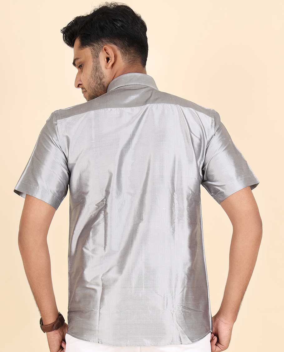 Grey plain design with pocket half-sleeve pure-silk regular fit shirt 