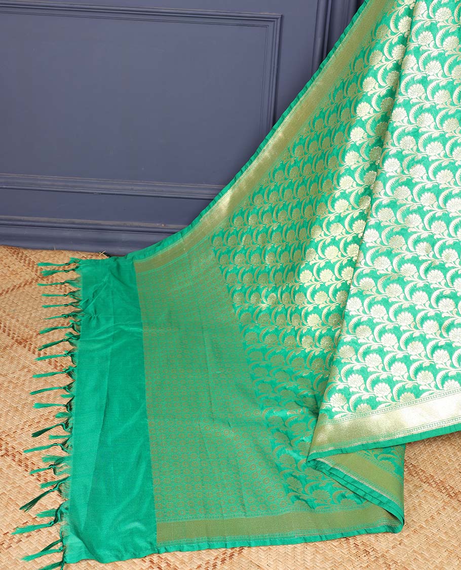 Green intricate jaal jacquard banaras dupatta with tassels