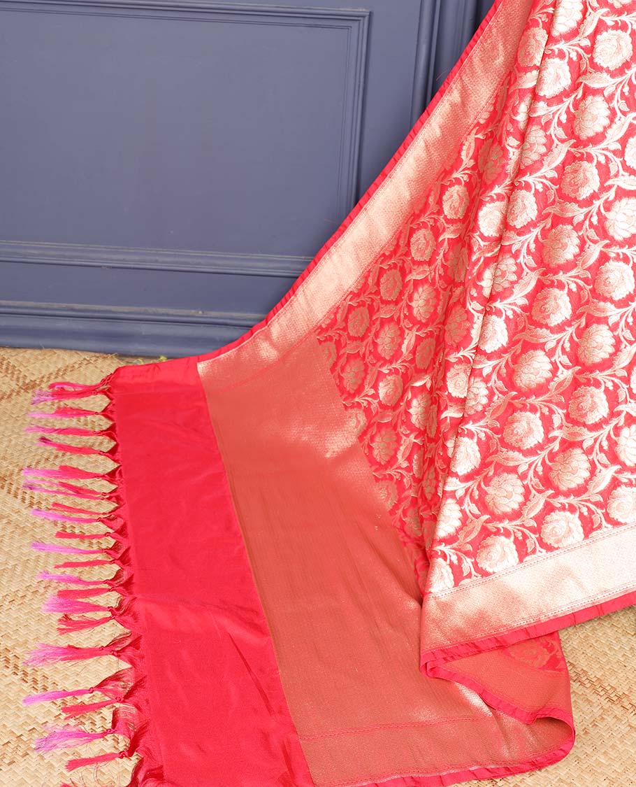 Red intricate floral jaal zari jacquard banaras dupatta with tassels