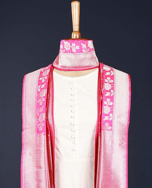 Pink floral jaal jacquard banaras dupatta with tassels 