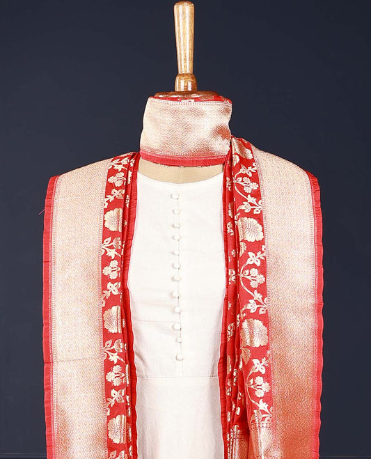 Red intricate floral jaal zari jacquard banaras dupatta with tassels 