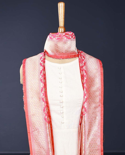 Red intricate jaal zari jacquard banaras dupatta with tassels 