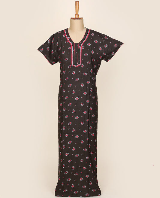 Green uniquely printed cotton half-sleeve nightie