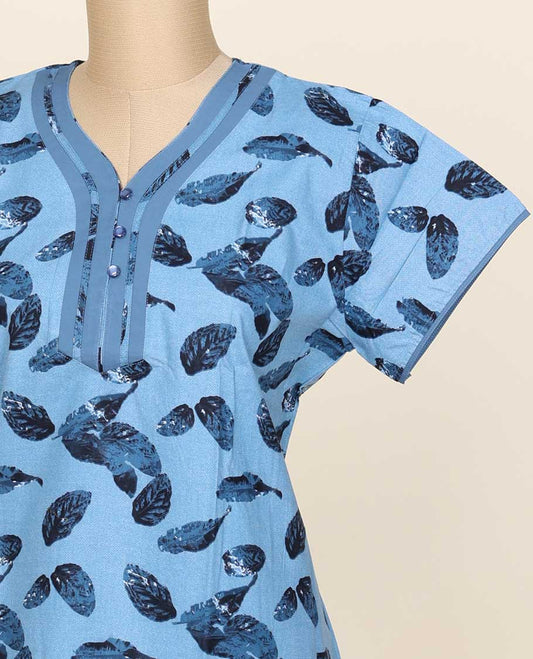 Elegant blue leaf motifs printed button-type cotton half-sleeve nightie