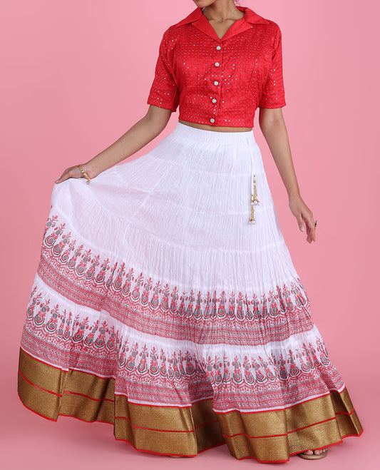 Enthralling white crushed-style intricately printed cotton skirt with embroidery border & tassels 