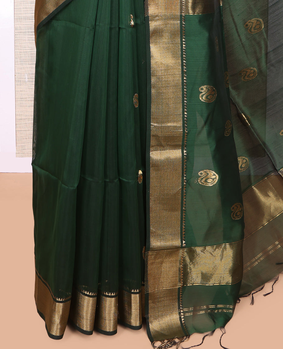 Green Maheshwari Cotton Saree, Elevated with Buttas, Highlighted by a Traditional Zari Border, Pallu of Paisleys, and a Matching Blouse