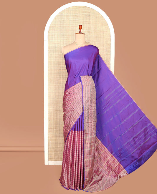 Borderless Violet and Pink Aarani Silk Saree, Adorned with Plain and Muthu Stripes All Over Its Body, Complemented by a Pallu of Stripes, and Paired with a Matching Blouse