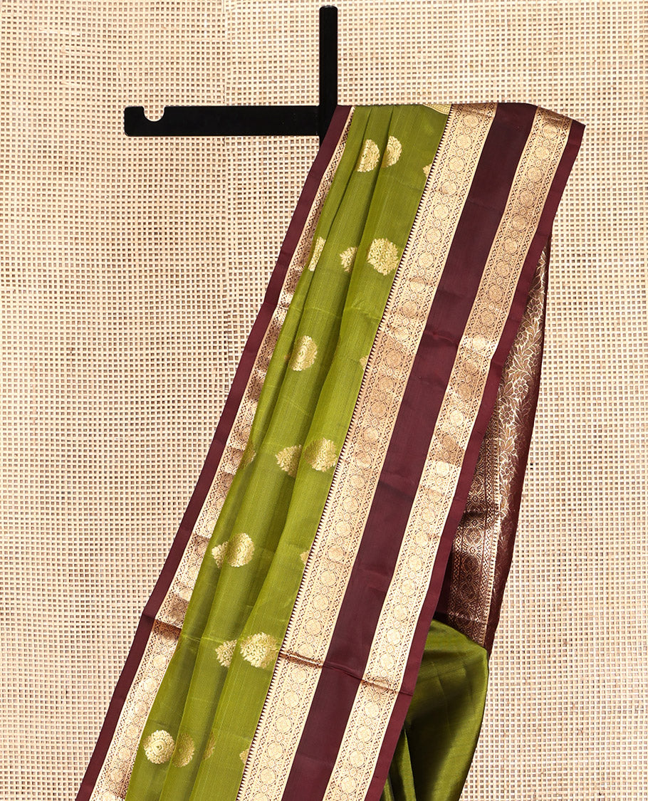 Green Mayuri Lite Silk Mix Saree, Featuring Zari Buttas, a Contrast Rettai Pettu Traditional Zari Border, Intricate Pallu, and a Contrast Blouse