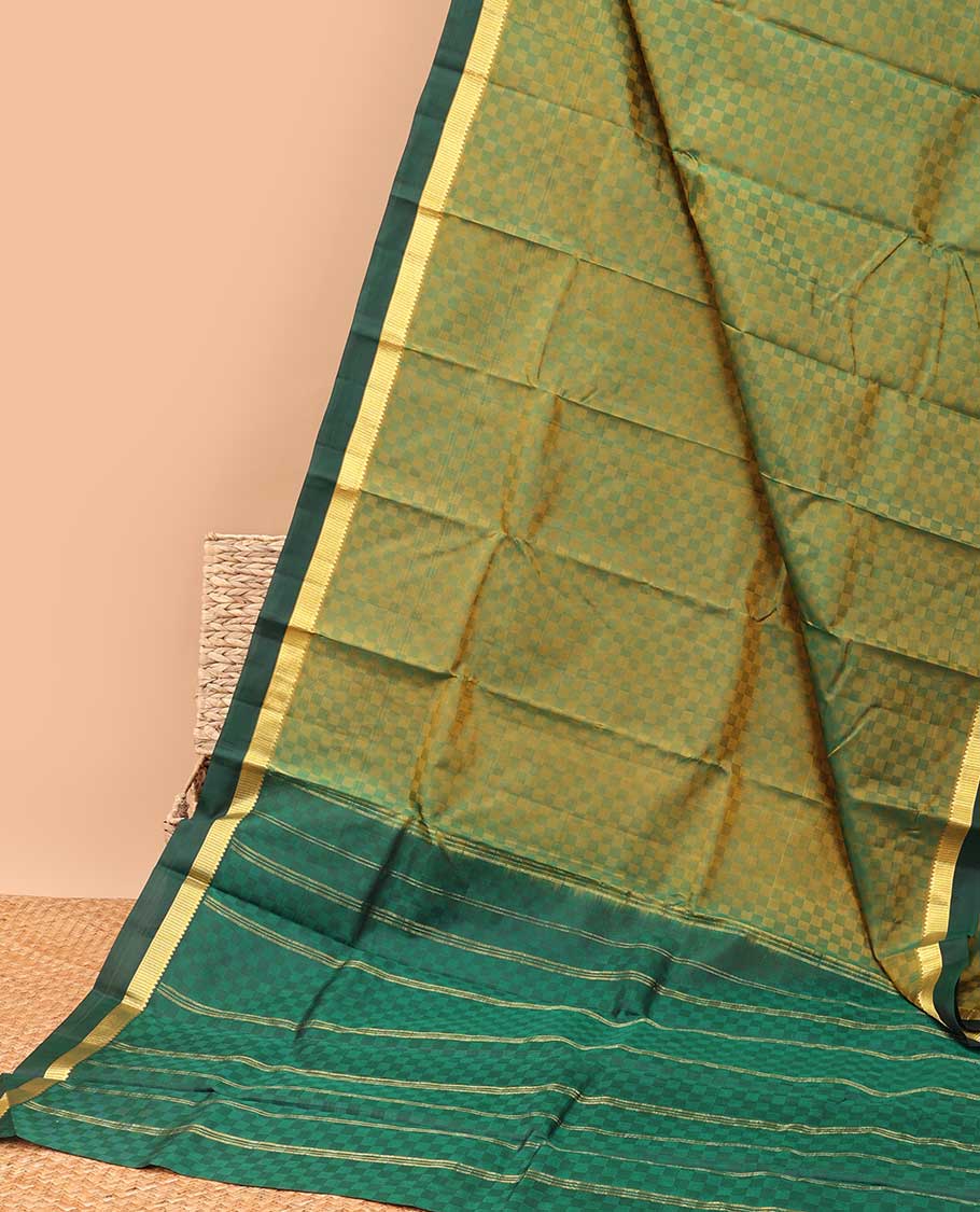 Green checked kancheepuram silk saree with contrast temple border & checked design pallu