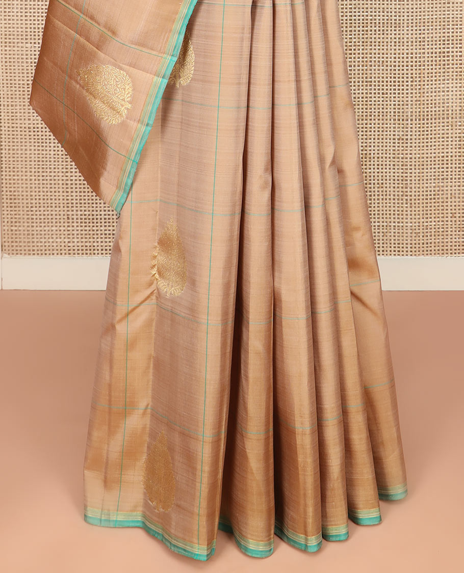 Sandal Kanchipuram Silk Saree Featuring Betel Leaf Zari Buttas Enclosed in Checks, Complemented by a Contrast Thin Border, Pallu Flanked by Yannai and Jaal Designs, Paired with a Contrast Plain Blouse
