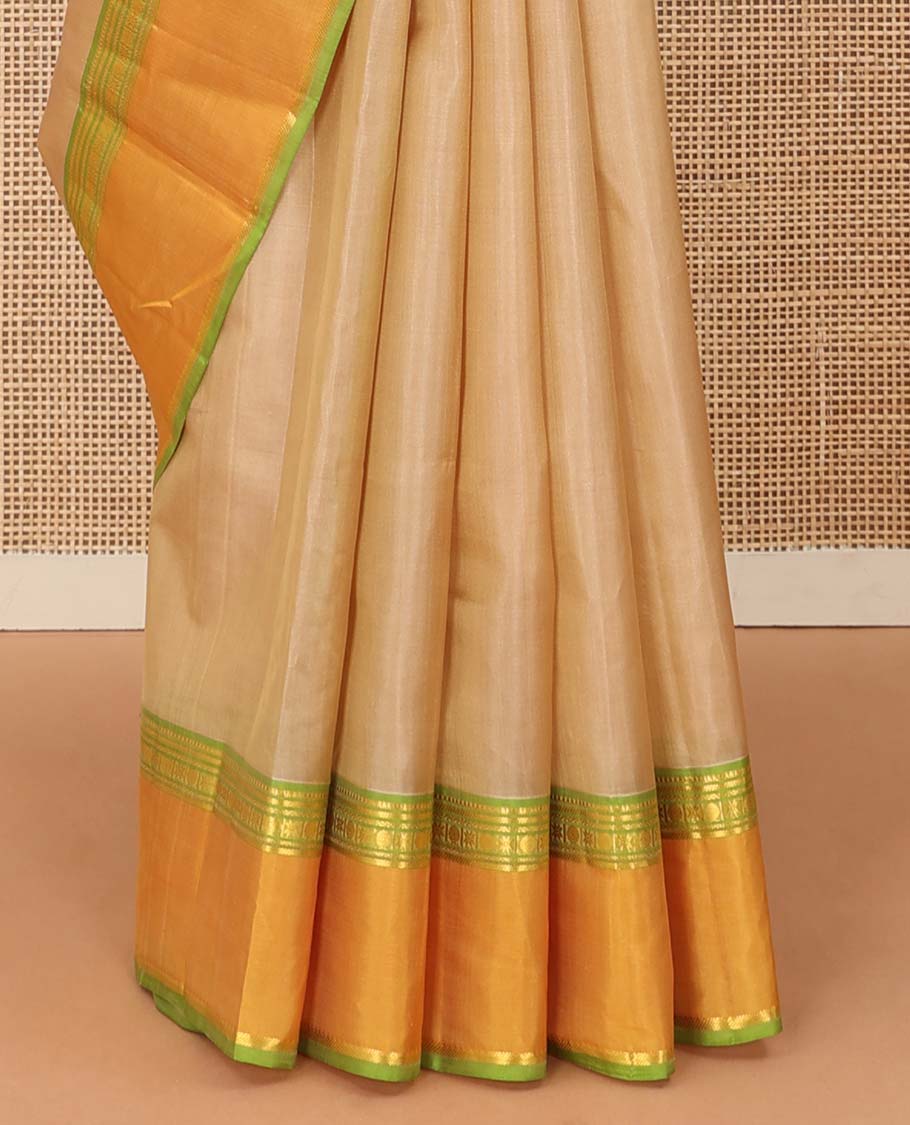 Sandal plain Kanchipuram silk saree, contrast rettai pettu border of rekku, banaras, cross kamalam, and poun designs, and zari design pallu