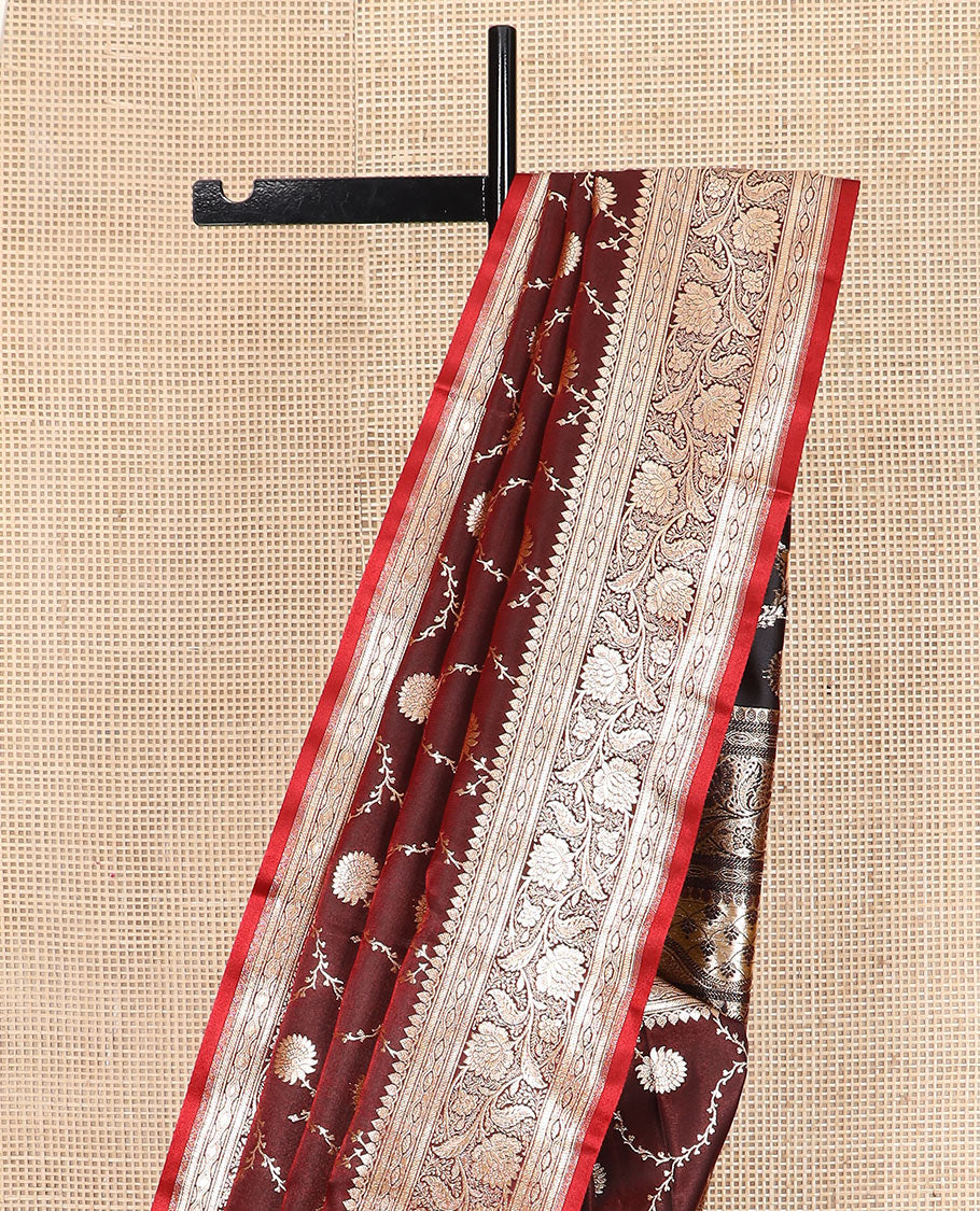 Brown floral jaal jacquard banarasi silk saree, floral creeper design border, and intricate ogee patterned pallu