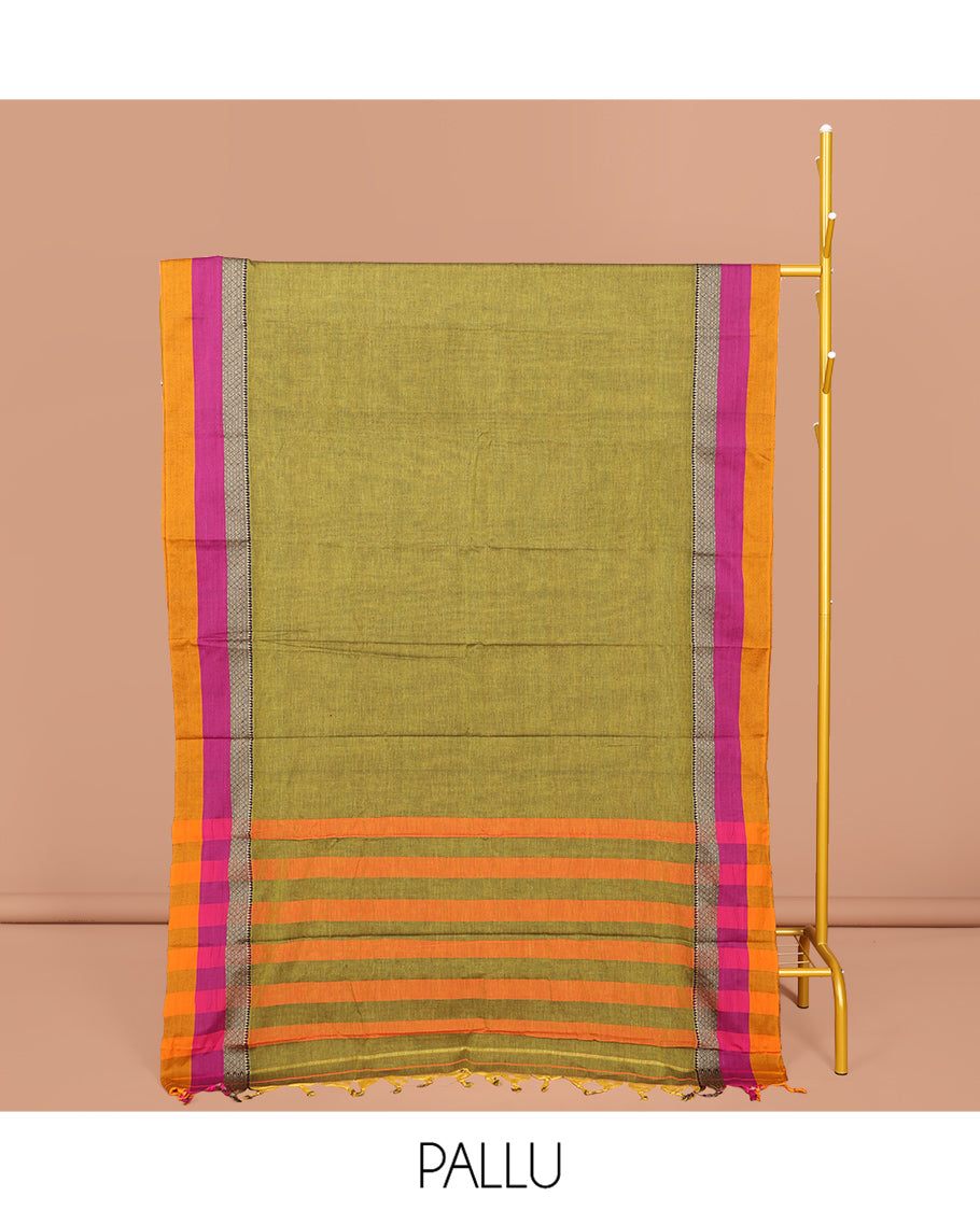 Green Plain Narayanpet Cotton Saree, Complemented by a Contrast Temple Traditional Design Border, Striped Pallu, and Comes Without a Blouse