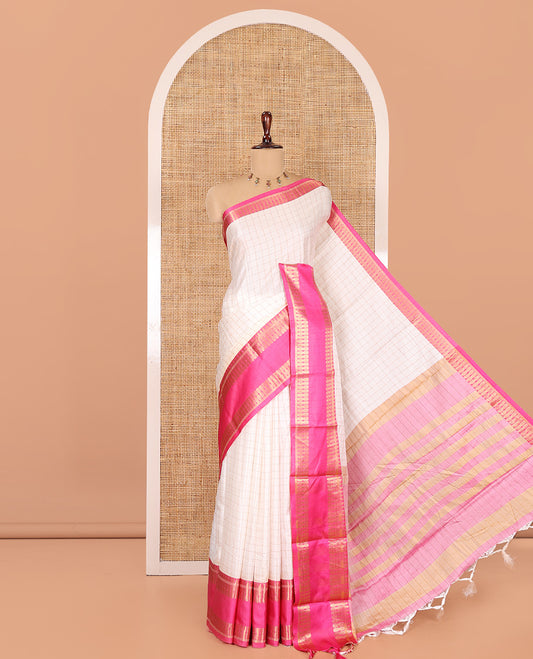 Cream-Rani Pink Checked Art Soft Silk Saree, Complemented by Contrast Traditional Retai Pettu Border, Striped Pallu, and a Contrast Blouse