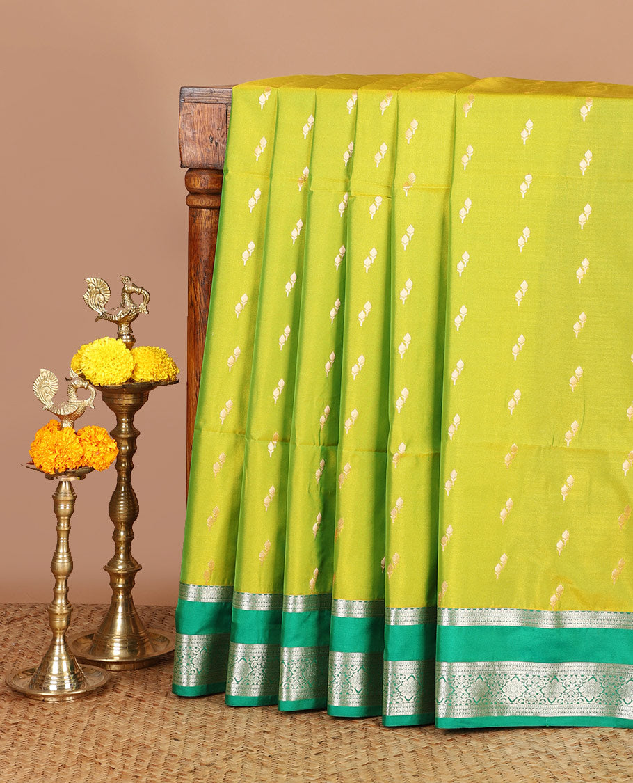 parrot green zari butta semi soft silk saree with rettai pettu, diamond border grand pallu along with plain blouse