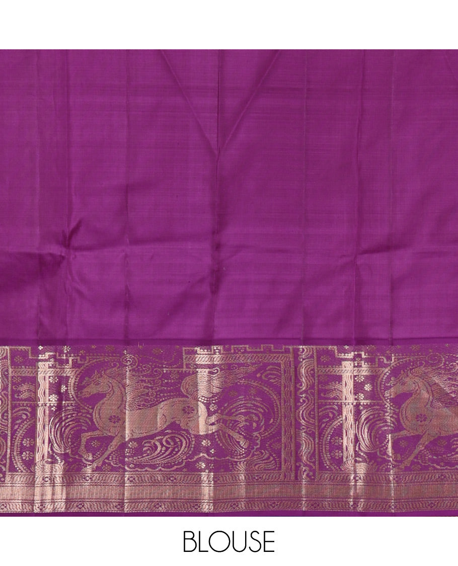 Onion Pink Vasundhara Silk Saree Delicately Woven with Varai Oosai and Rudraksham Buttas, Captivating Contrast Kuthirai Motifs Zari Woven Border, Intricately Designed Pallu, and Paired with a Contrast Blouse