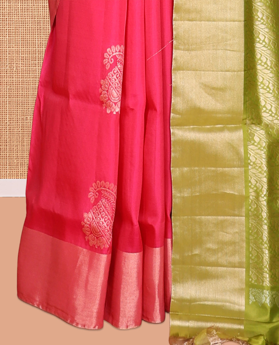 Red Semi Uppada Saree, Gleamed with Zari Buttas, a Bavanji Border, Contrast Diagonal Leaf Vine Pallu, and a Contrast Blouse