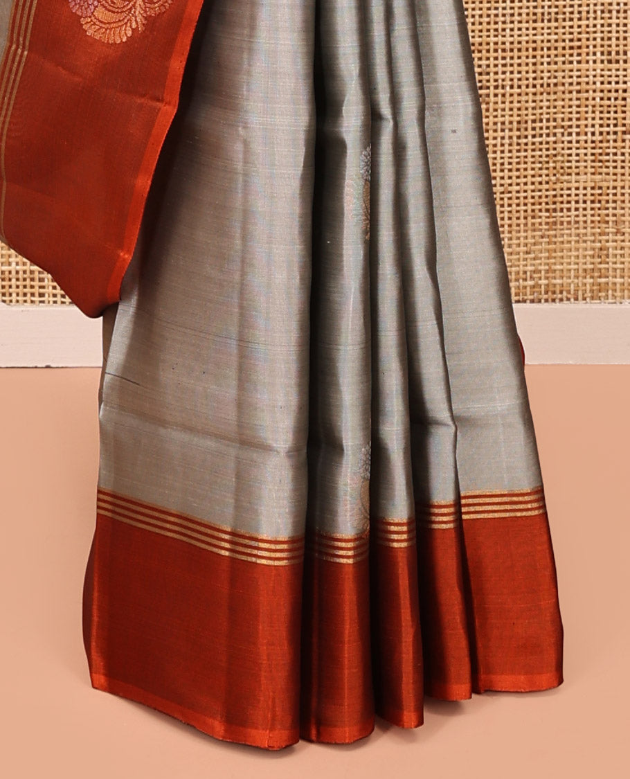 Grey Mayuri Lite Silk Mix Saree, Woven with Zari Buttas on Its Body, Complemented by a Contrast Border of Unique Designs, Intricately Designed Pallu, and Paired with a Contrast Blouse