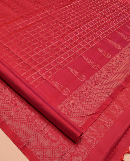 Red Mayuri Lite Silk Mix Saree, Sparsely Woven with Checked Design All Over Its Body, Highlighted by a Zari Traditional Border, Sparsely Woven Pallu, and Paired with a Matching Blouse