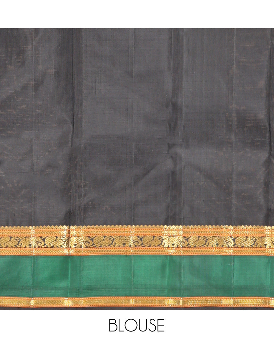 Grey Kasa-Kasa Checked Kanchipuram Silk Saree, Complemented by a Contrast Rettai Pettu Border of Thilakam Mokku, Muthu, Kathir, Mayil, and Yaanai, Zari Design Pallu, and Contrast Blouse