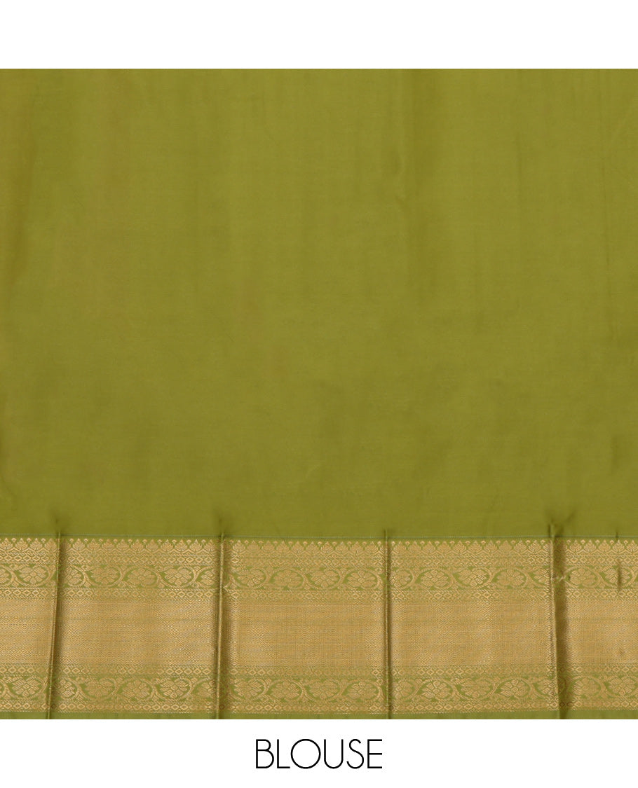 Red Budget Silk Saree, Delicately Decked up with Zari Buttas, a Contrast Traditional Zari Border, Intricate Pallu, and a Contrast Blouse