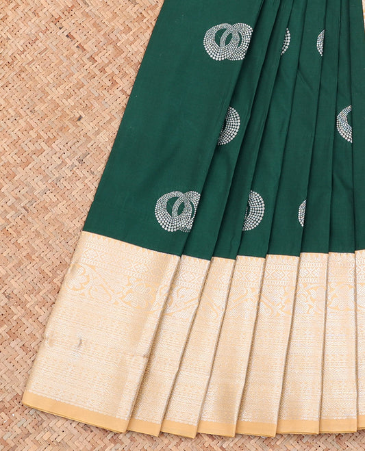 Green Budget Silk Saree, Accentuated with Zari Buttas on Its Body, Complemented by a Contrast Traditional Zari Design Border, Pallu of Jaal Design, and Paired with a Contrast Blouse