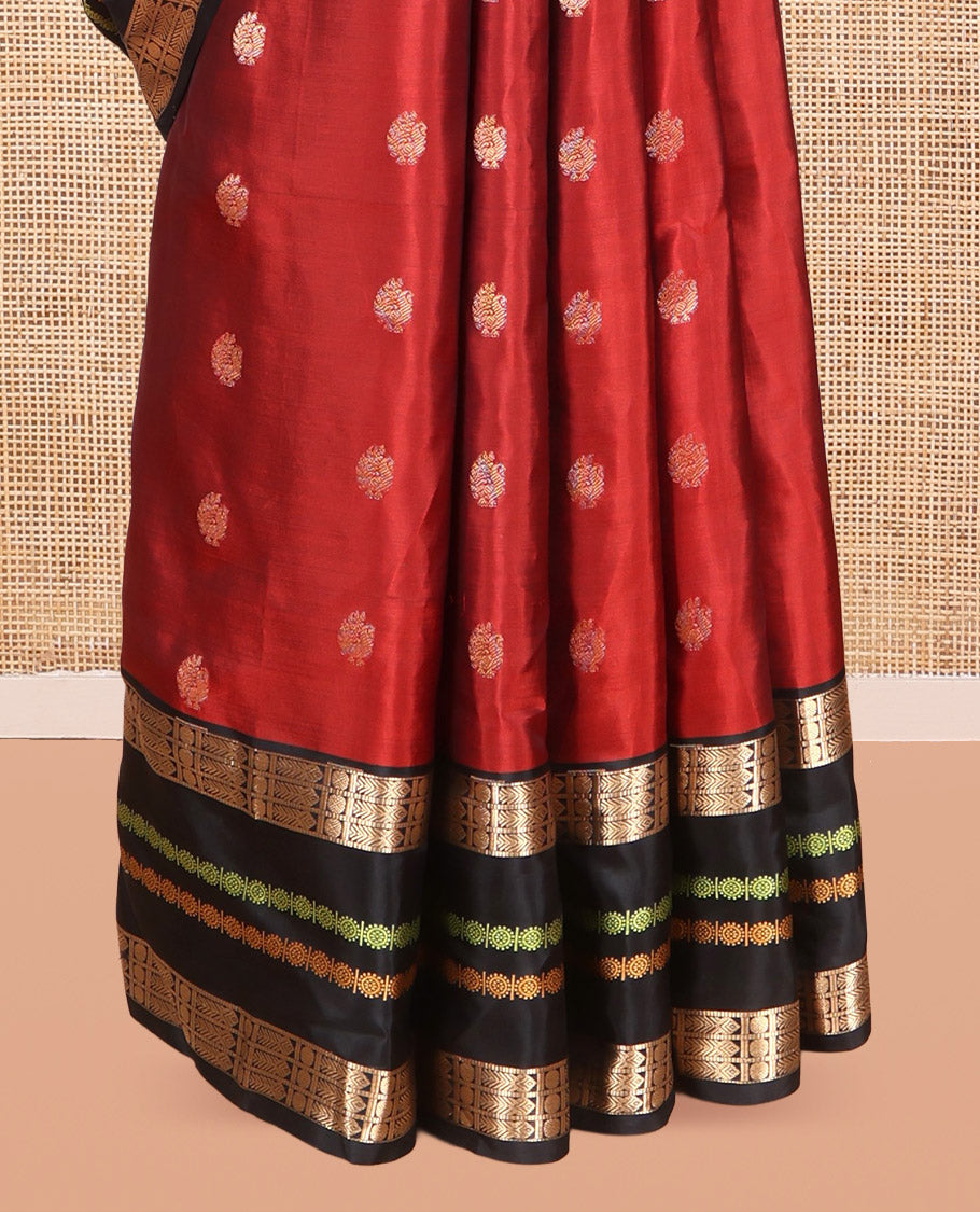 Araku-Black Mayil Buttas Vasundhara Lite Silk Mix Saree