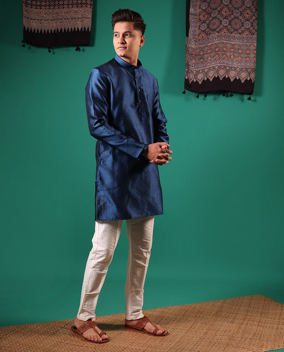 Blue peacock eye style diamond patterns embossed full-sleeved men's kurta