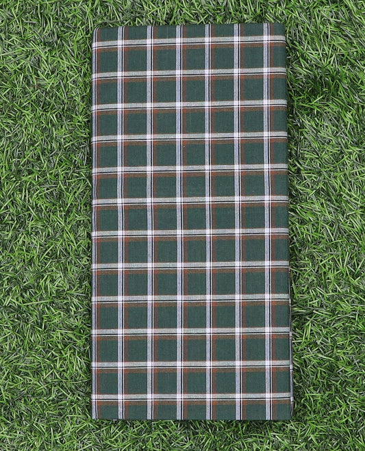 Green medium checked cozy cotton lungi