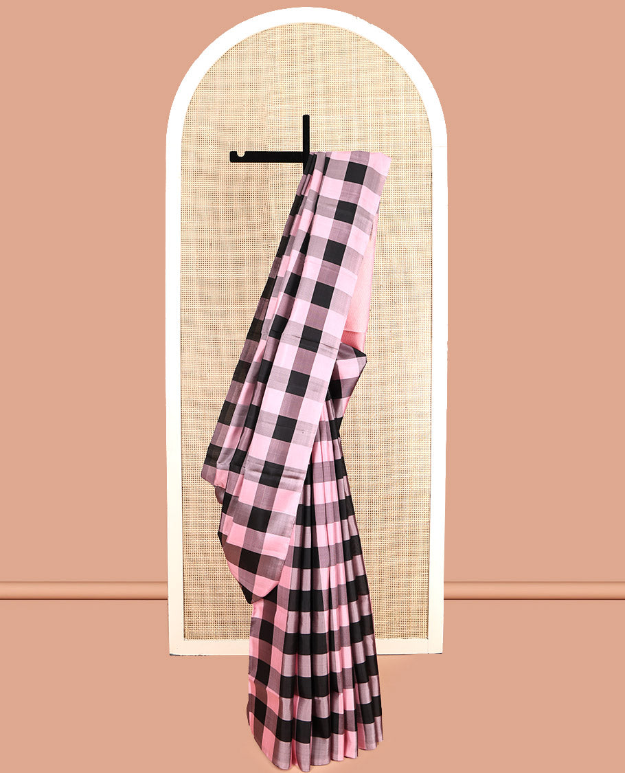Borderless Black-Pink Mayuri Soft Silk Saree, Majestically Detailed with Checks, Contrast Border of Mayil Designs, Sparsely Woven Jaal Pallu, and a Contrast Blouse