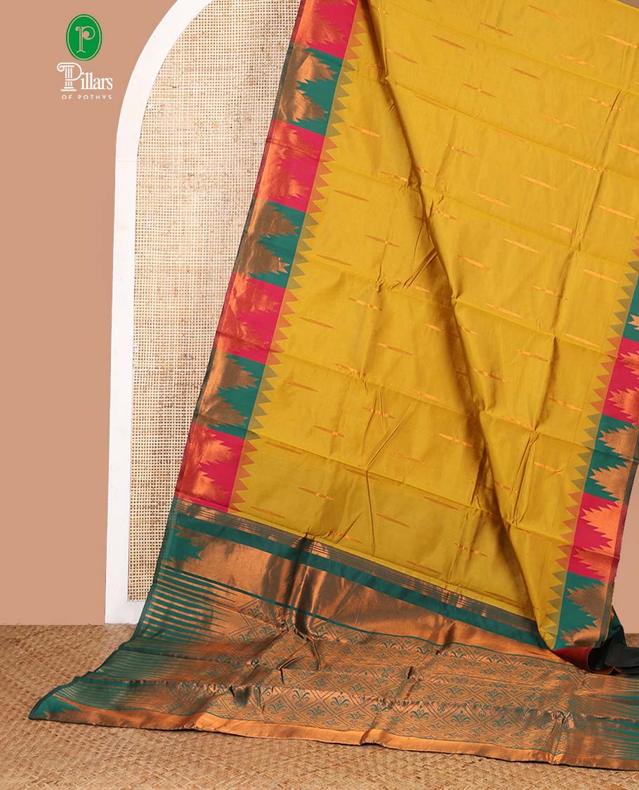 Gold zari mango butta kanchi silk saree with contrast peacock design border & rich weaving pallu along with zari butta blouse