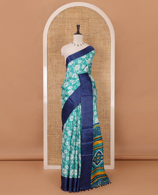 Rama green sunflower motifs printed Khadi cotton saree, contrast plain border, patola geometric printed pallu & contrast blouse