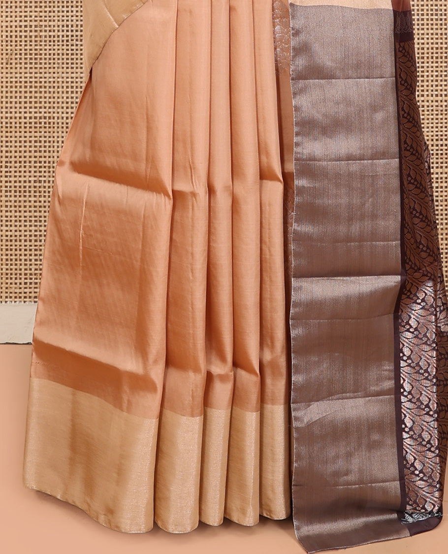 Sandal Uppada Saree, Accentuated with Floral Buttas, a Bavanji Border, Contrast Intricate Pallu, and a Contrast Blouse