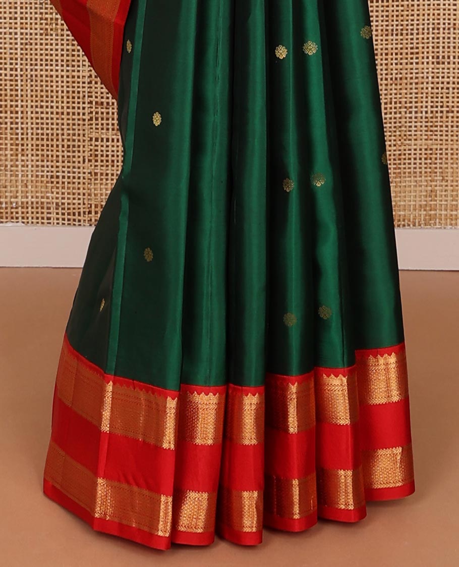 Green zari buttas silk saree, contrast rettai pettu border of rekku,kathir & mayil kann designs & zari-rich jaal pallu