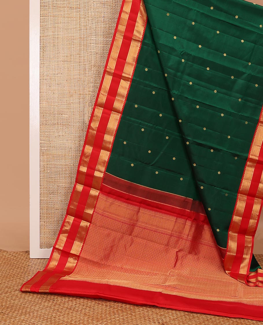 Green zari buttas silk saree, contrast rettai pettu border of rekku,kathir & mayil kann designs & zari-rich jaal pallu