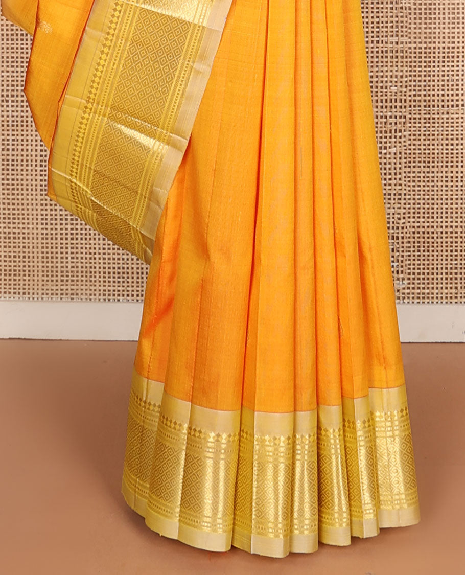 Yellow zari buttas kanchipuram silksaree, contrast one-sided border of paneer sombu,banaras,muthu & mayil kann & zari design pallu