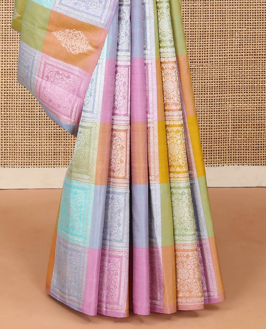 Borderless multi-color checked with intricate design weave Kanchipuram designer saree, contrast pallu of vanki designs