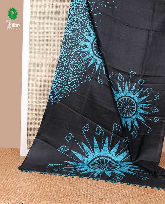 Black with green floral print , sun tapestry design khadhi silk saree with self border & floral print , sun tapestry design pallu along with plain blouse