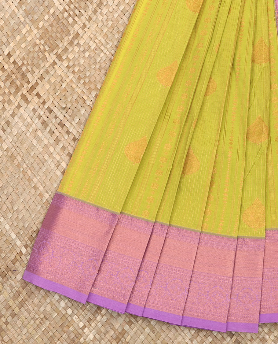 Green Budget Silk Saree Crafted with Zari Designs, featuring a Contrast Traditional Zari Design Border, Pallu Decorated with Intricate Designs, and Paired with a Contrast Blouse