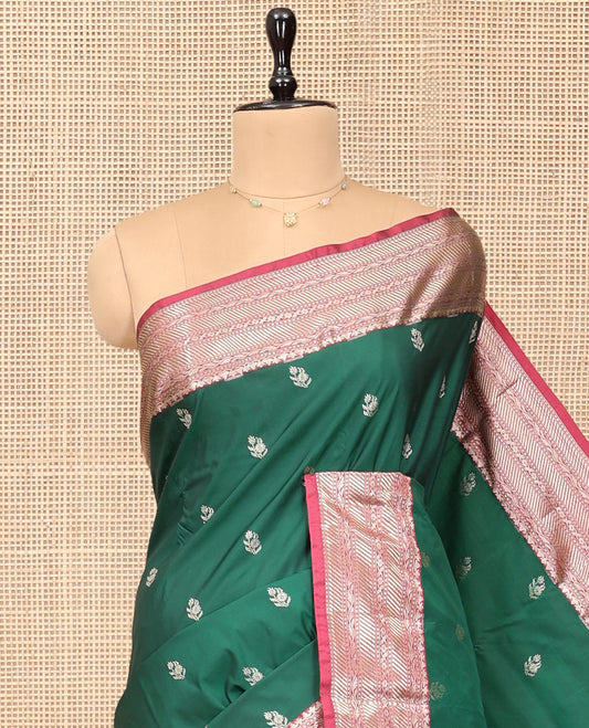 Green Budget Silk Saree, Decked Up with Zari Buttas, Complemented by a Contrast Traditional Zari Border, Pallu of Intricate Designs, and Contrast Blouse