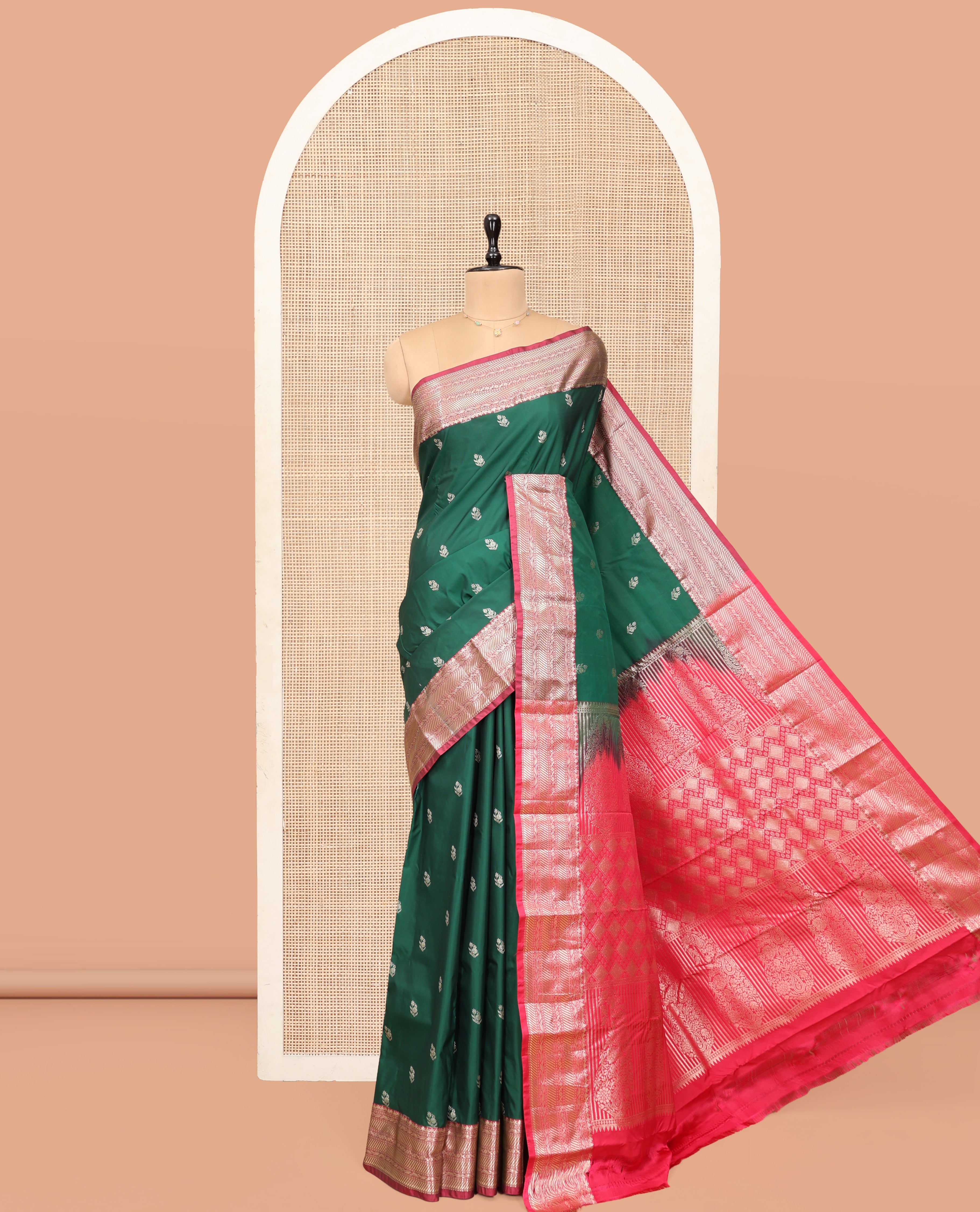 Green Budget Silk Saree, Decked Up with Zari Buttas, Complemented by a Contrast Traditional Zari Border, Pallu of Intricate Designs, and Contrast Blouse