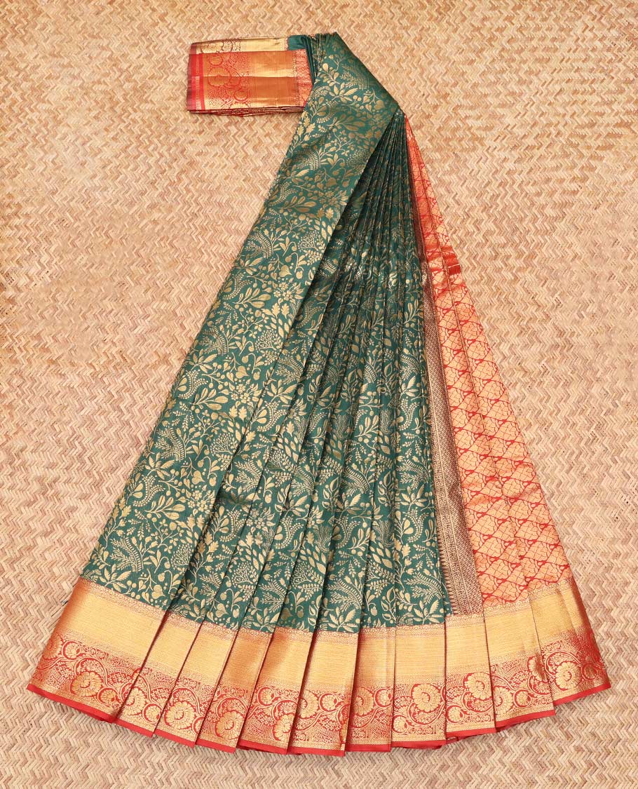 Green Budget Silk Saree, Highlighted by Jacquard Design, Complemented by Contrast Traditional Zari Border, a Grand Jaal Pallu and a Contrast Blouse