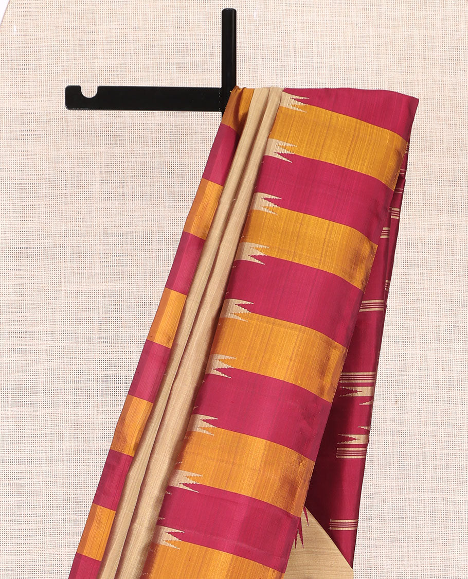 Pale Brown Plain Kanchipuram Silk Saree, Complemented by Contrast Thazampoo Rekku Border, Thazampoo Rekku Pallu, and a Contrast Blouse
