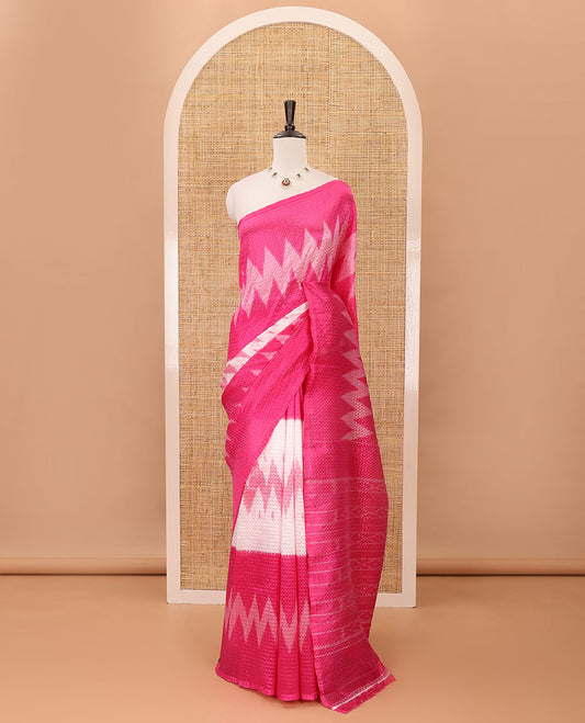 Borderless white 3-layer ikkat chevron printed litchi crushed saree, ikkat printed pallu & small butta printed pink blouse