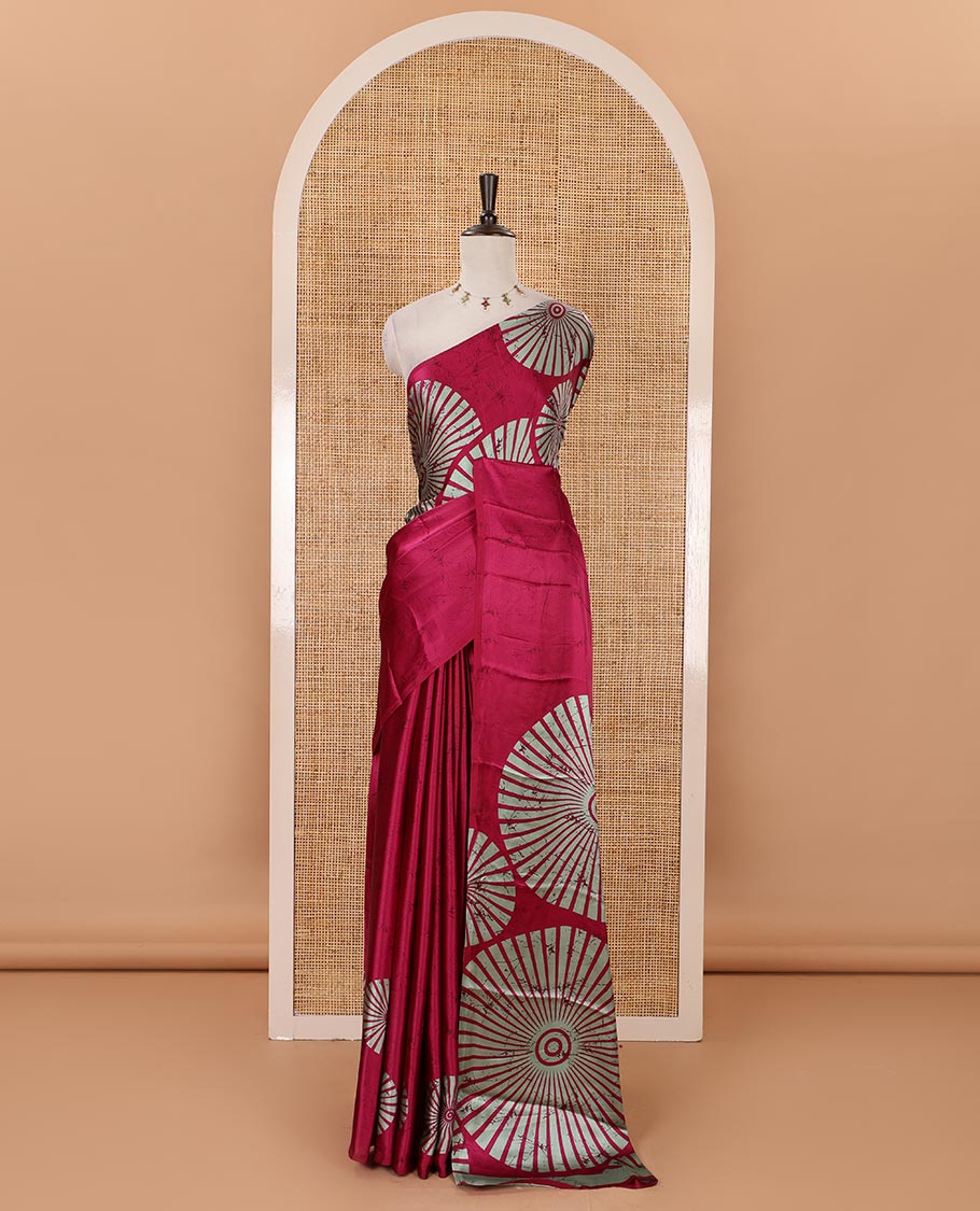 Borderless purple batik-style sunburst motifs printed satin crepe saree, printed pallu & plain blouse
