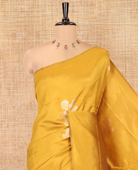 Borderless Mustard Kanchi Silk Saree, Subtly Sparkled with Zari Buttas, Mughal-Style Intricately Woven Pallu, and a Matching Blouse