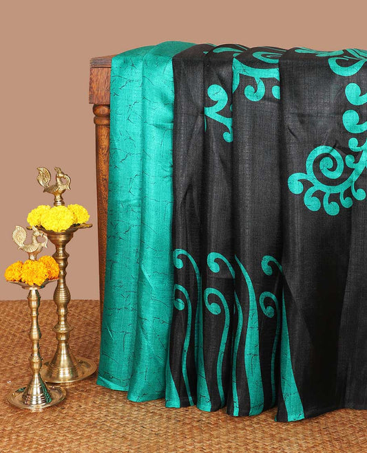 Black with green geometric design khadhi saree with self border & solder pallu along with contrast blouse