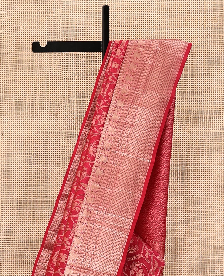 Red Kanchipuram Wedding Silk Saree, Gracefully Embellished with Jacquard on Its Body, Highlighted by a Zari Border of Thilakam Mokku, Diamond, Kodi Visiry, Iruthalai Pakshi, and Jaal Designs, Grand Jaal Pallu, and Paired with a Matching Blouse